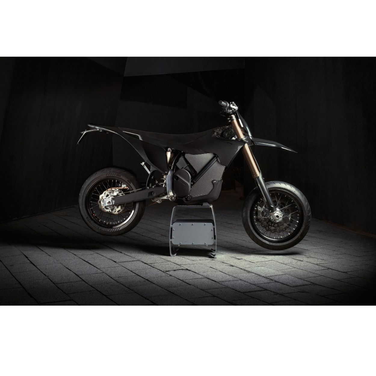 Motocicleta eléctrica STARK VARK SM SKÖLL